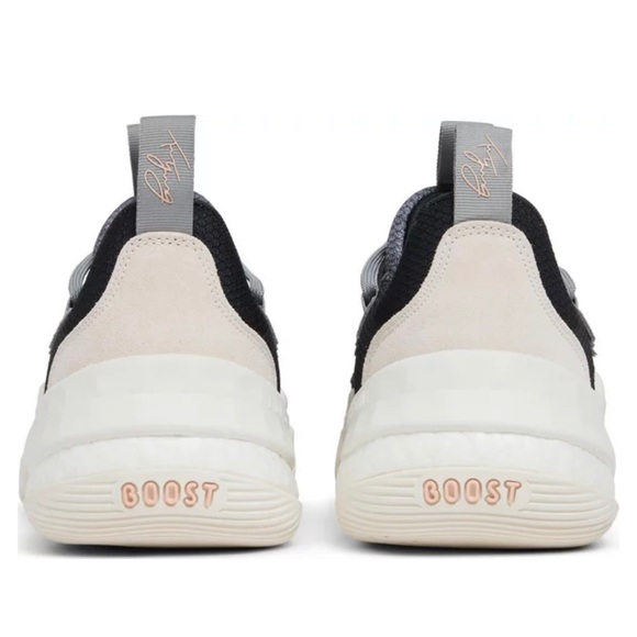 Tre Young 1 NIB - Picture 2 of 5